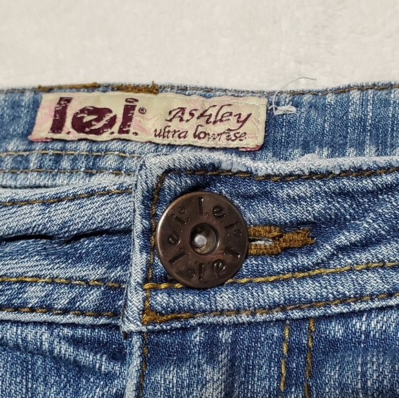 Vintage 90s LEI Ashley Low Rise Paneled Mid Wash Stretchy Denim Maxi Skirt 4 - Picture 11 of 12